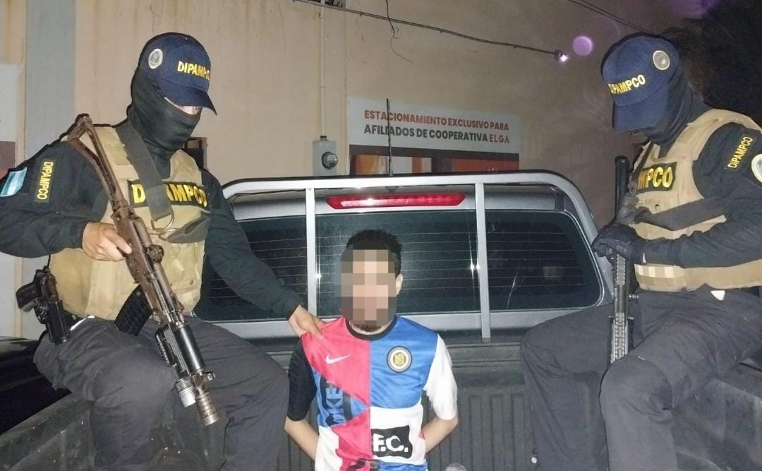 DIPAMPCO captura de un presunto distribuidor de drogas en el municipio de San Marcos de Colón
