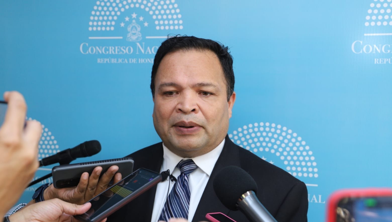 Diputado Jari Dixon: sin aprobación del presupuesto, hospitales y proyectos clave se quedarán sin terminar