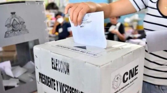 las campañas políticas de precandidatos presidenciales para el proceso electoral primario 2025