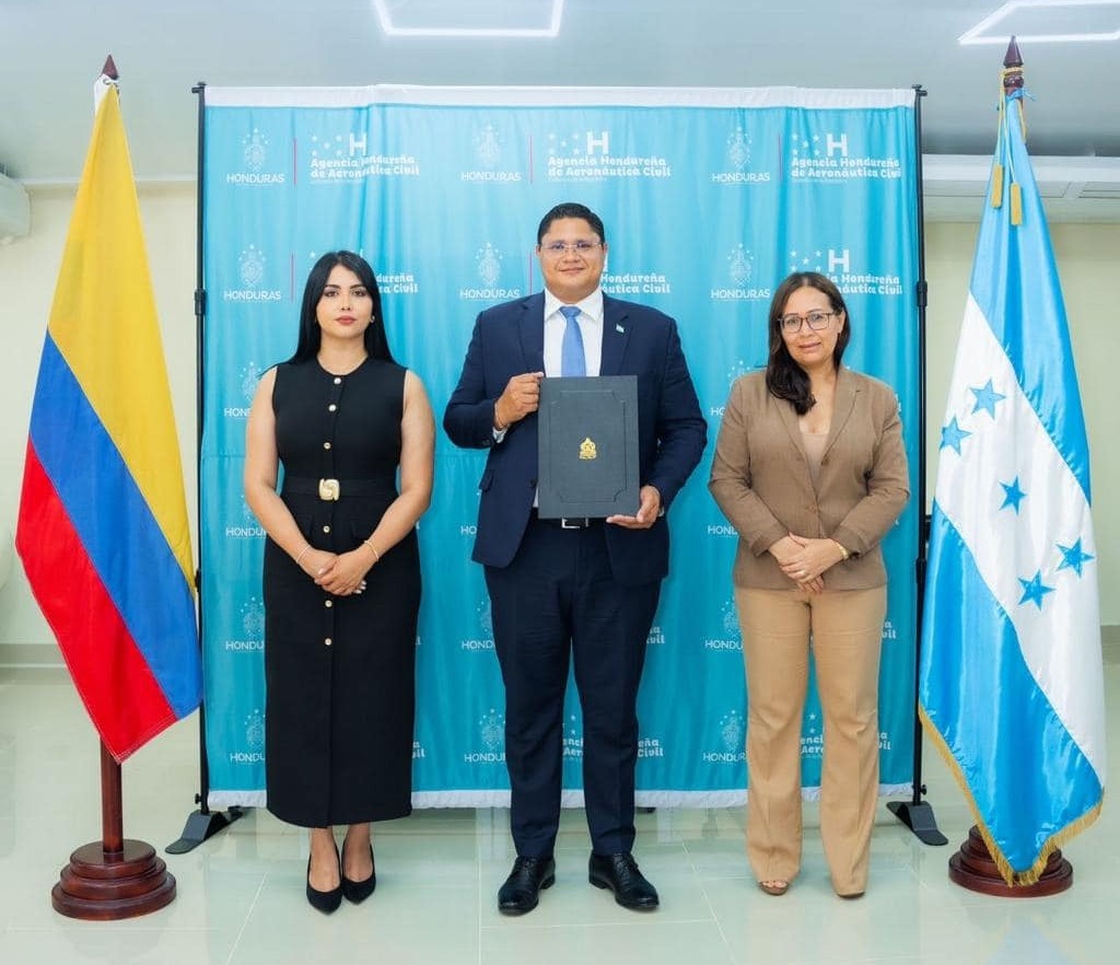 Honduras y Colombia refuerzan lazos aerocomerciales con un nuevo acuerdo de cooperación